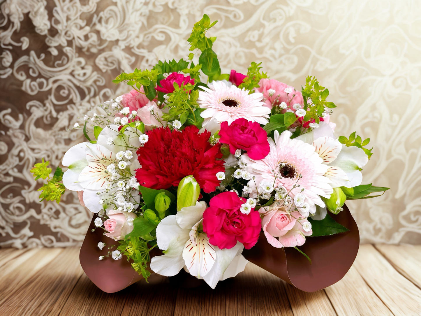 【想いが華やぐ】ピンク＆ホワイトの上質アレンジメント