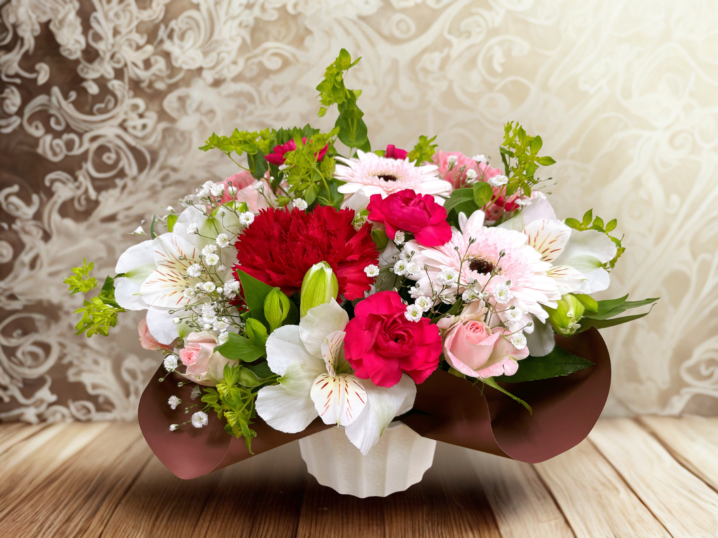 【想いが華やぐ】ピンク＆ホワイトの上質アレンジメント