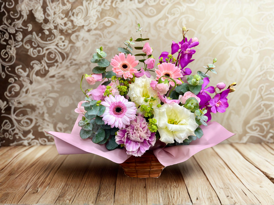 【気品を咲かせて】ピンク系のエレガントアレンジメント