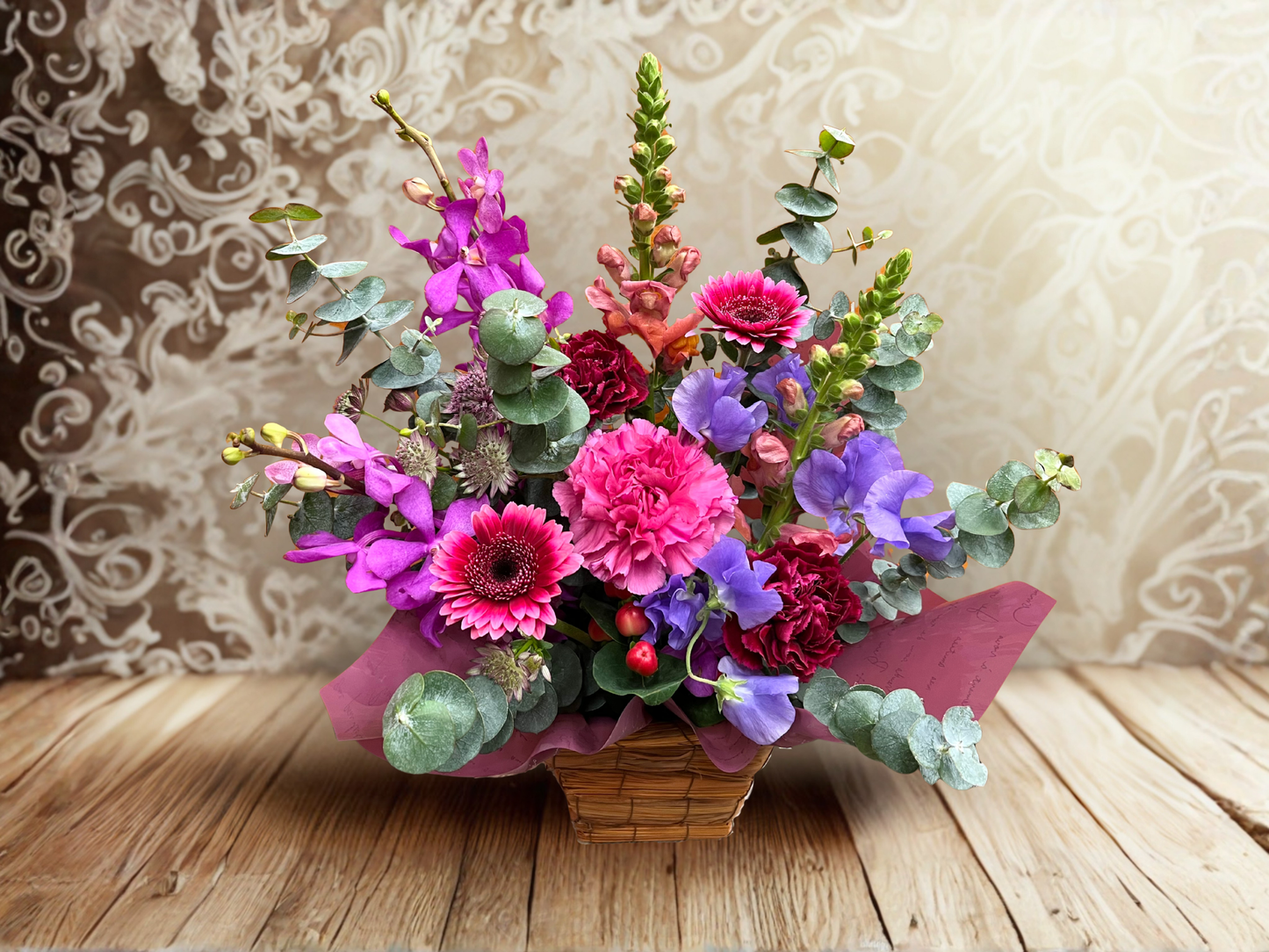 【深みを纏う】パープル＆ピンクの大人アレンジメント