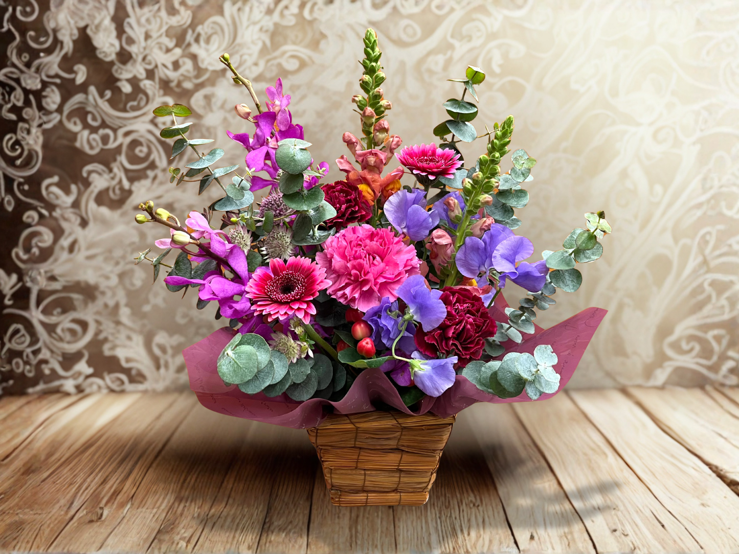 【深みを纏う】パープル＆ピンクの大人アレンジメント